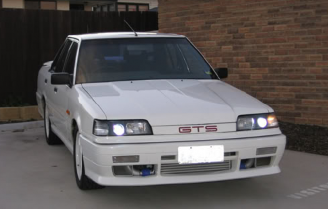 1990 Nissan Skyline R31 Silhouette GTS2 (SVD) | classicregister